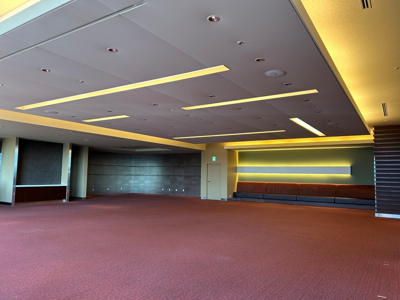 平土間形式│レセプションルーム1