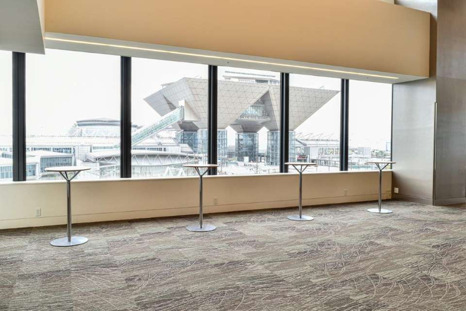 ホワイエ｜4FホールA