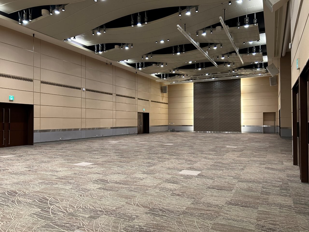 平土間形式│ホールA