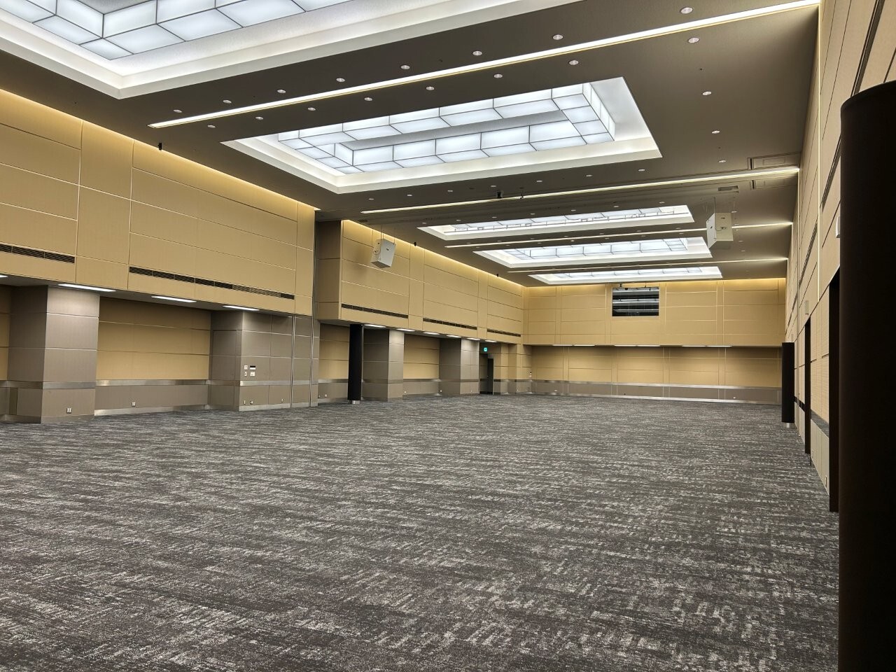 平土間形式│ホールB