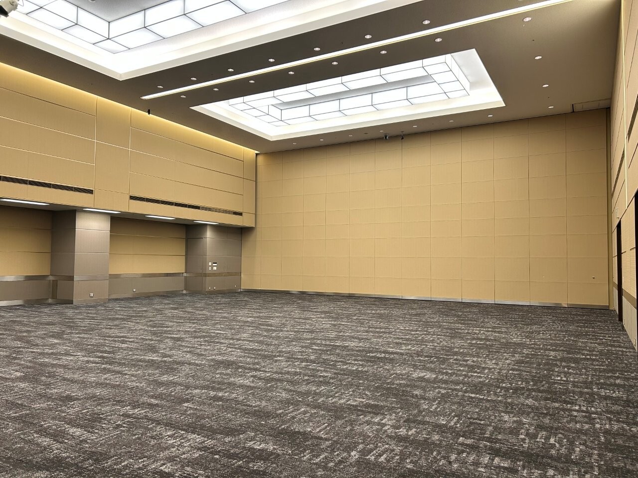 平土間形式│ホールB1