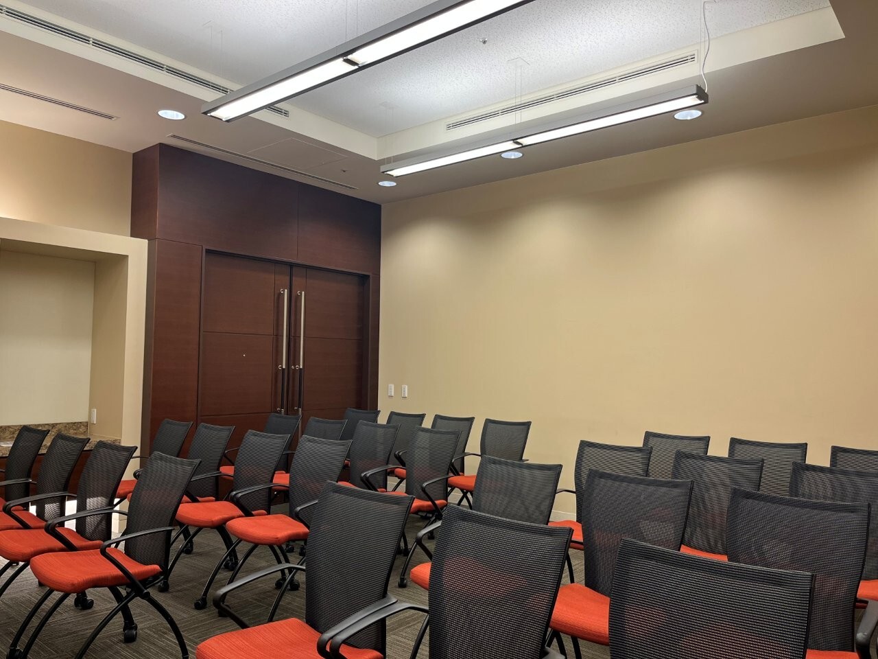 シアター形式│ルーム４